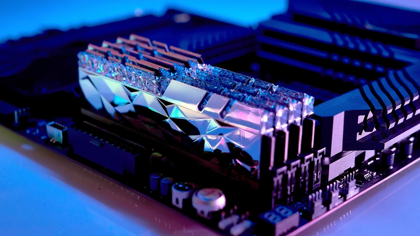 DDR4内存频率大揭秘：频率高速度快，系统性能提升如何选择？  第4张