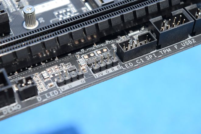 b460如何支持ddr3 B460 主板与 DDR3 内存的奇妙交集：现代与复古的完美融合  第2张