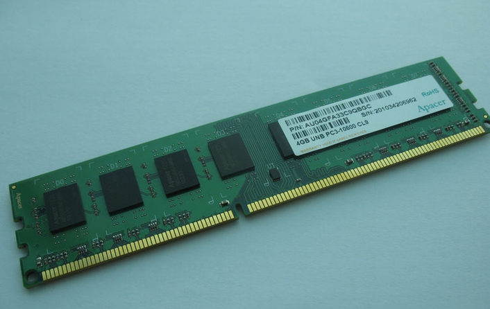 DDR31600 与 DDR1333 内存条对比：速度与激情的差异剖析  第2张