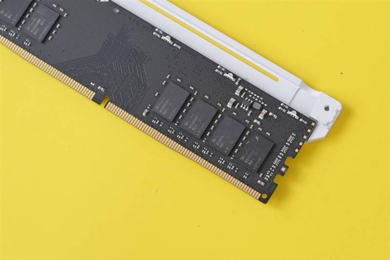 DDR6 技术性能超越 DDR4？频率、带宽等因素综合比较解析  第5张