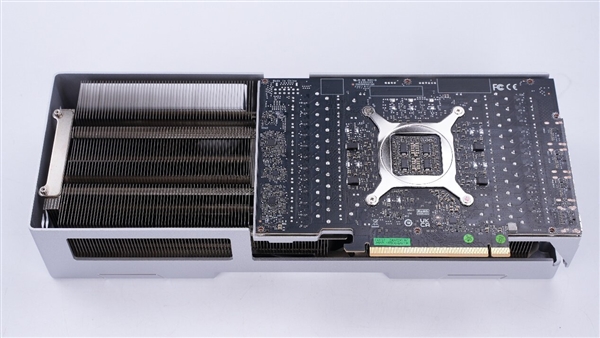 影驰 GeForce RTX 4070Ti SUPER 金属大师 Plus OC：卓越至强，散热超规格升级  第18张