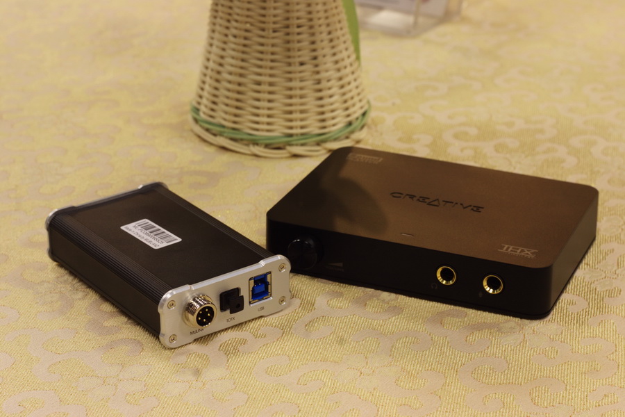 电脑音响插线全攻略，3.5mm VS USB接口对比解析  第1张