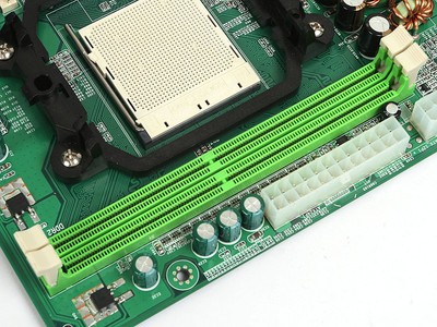 DDR2 主板虽过时，但其所能容纳的最高等级显卡你知道吗？  第5张