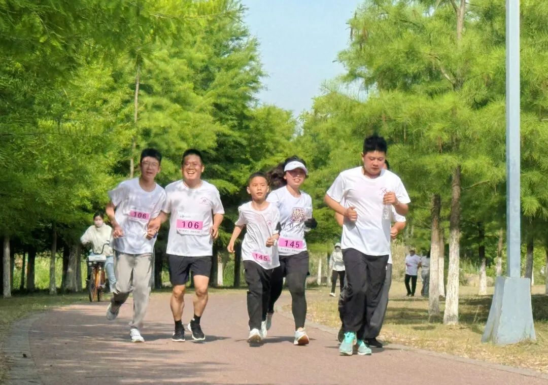 探索新乐趣：跑步与音乐完美结合的健身之旅  第4张