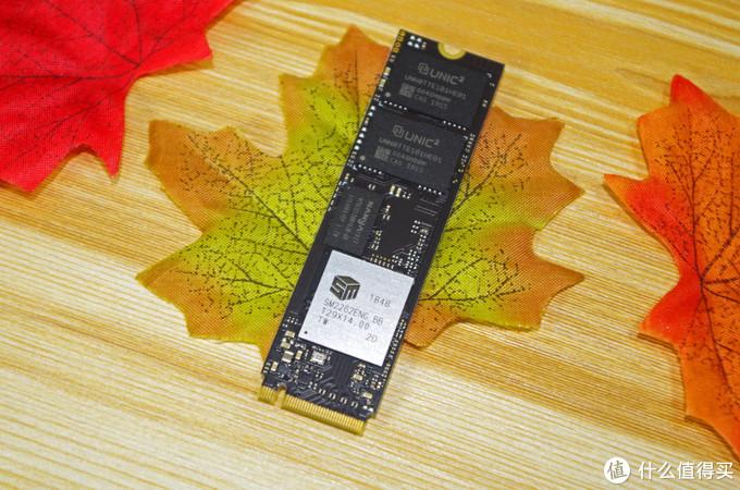 SSD固态硬盘大揭秘：速度超传统硬盘！抗震耐用，低功耗静音  第6张