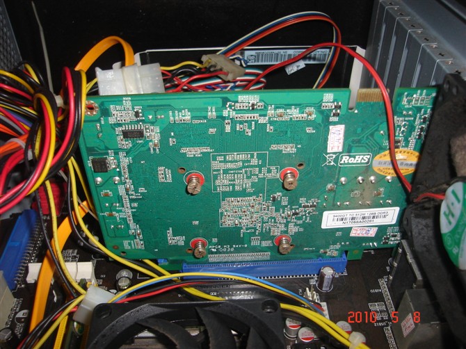 古董主板仅有两根 DDR2 插槽，DIY 爱好者如何面对选择之痛？  第2张