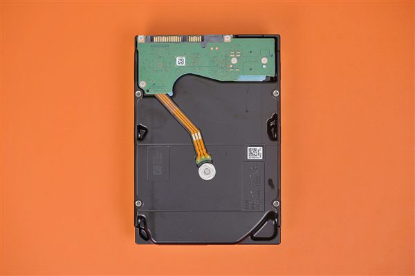 4G硬盘大揭秘：外观设计PK，存储容量谁更给力？  第2张