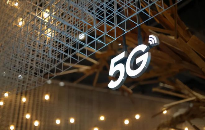 5G 手机必备功能解读：超高速网络连接，你准备好了吗？  第2张