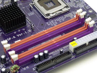 笔记本内存 DDR 和 DDR2 的差异：外观、性能与兼容性解析  第7张