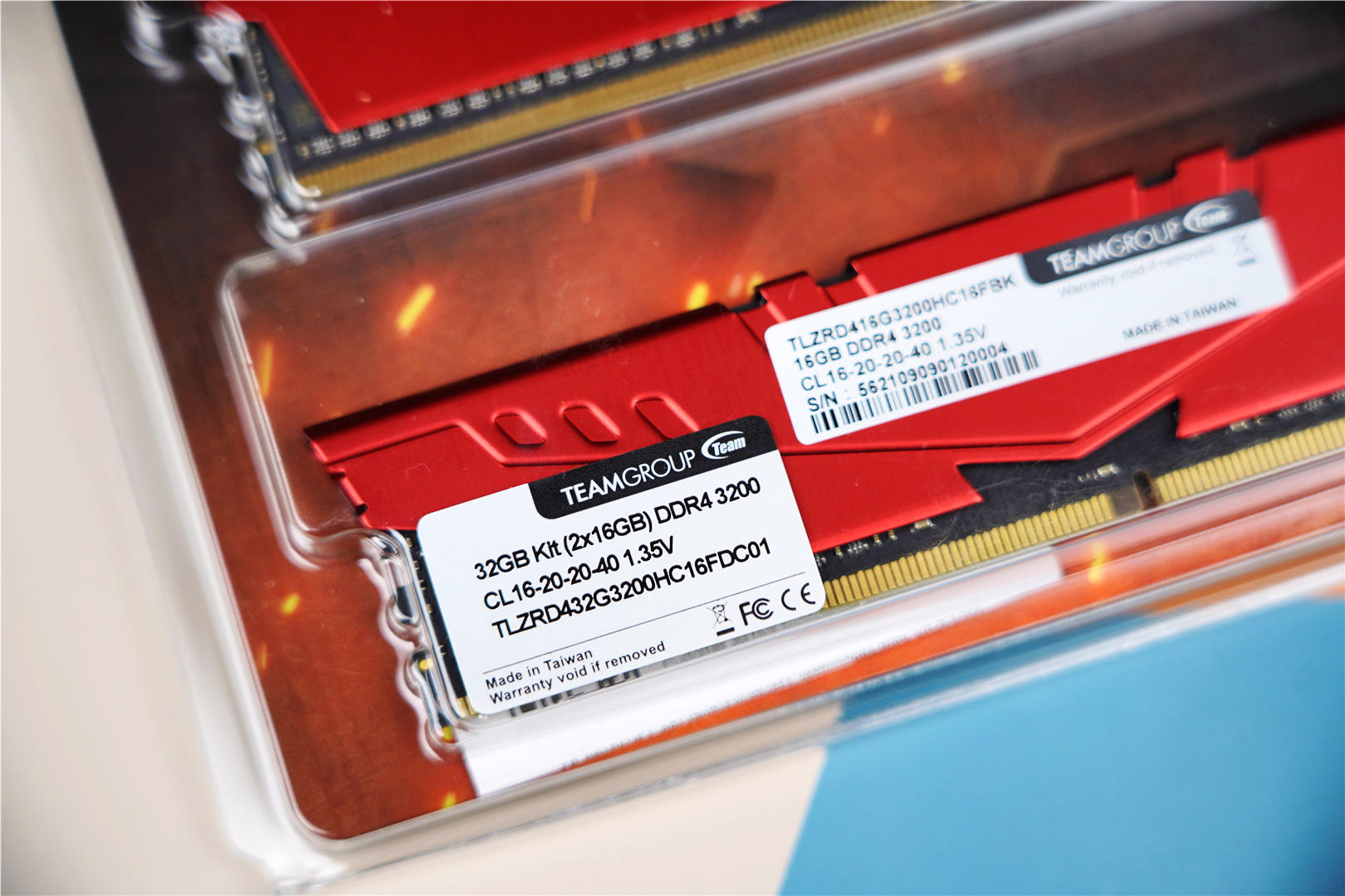 DDR5 主板与 DDR4 内存：性能提升的核心，兼容性与差异不容忽视