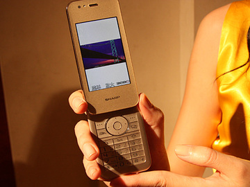 夏普手机5G 夏普5G手机震撼登场！独特设计、绚丽屏幕、艺术摄影，性能超群续航强劲  第5张