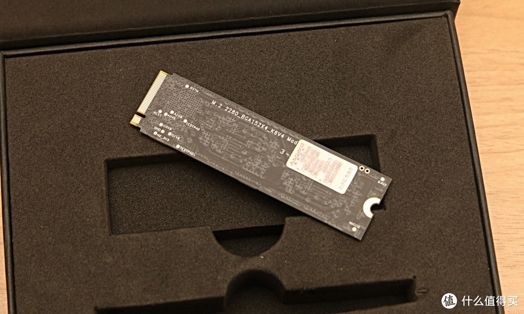 500GB硬盘大揭秘：外观时尚VS耐用坚固，传输速度PK隐私安全  第2张