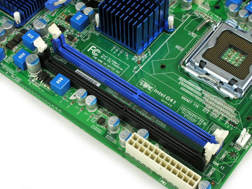 深度解析B85主板与DDR4内存兼容性及应对方案：科学有效的解决之道  第2张