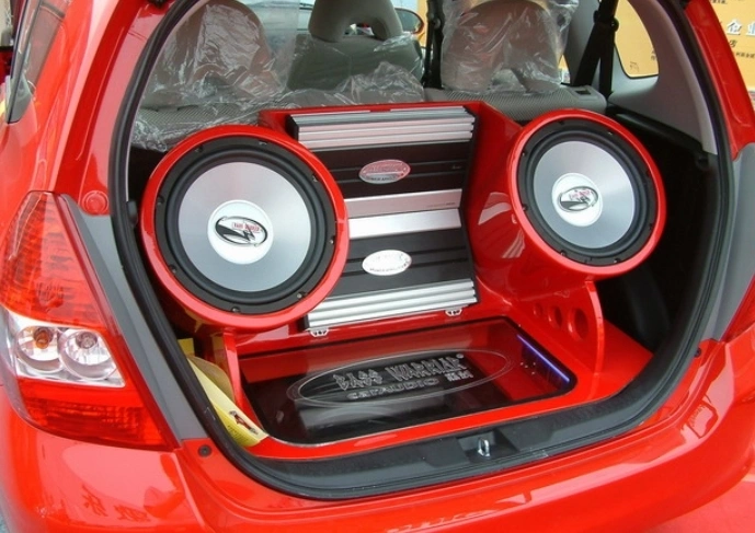 掌握音箱与车载音响连接技巧，提升驾驶音乐体验  第2张