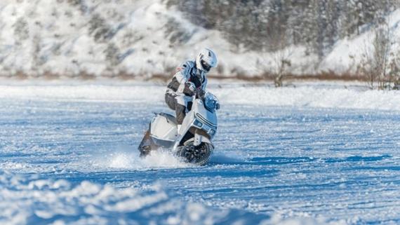 雅迪冠能星舰S80漠河极寒测试：一场雪地版速度与激情的震撼演绎  第14张