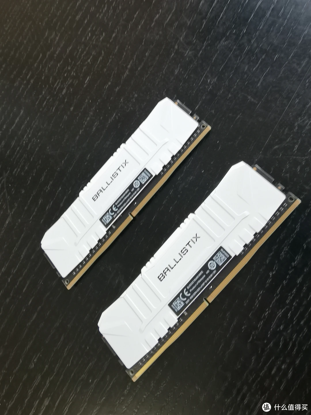 8G内存DDR4：超强性能，轻松提升计算速度  第1张