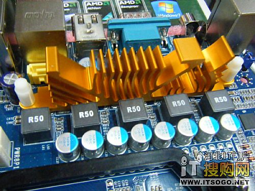 挑选最佳内存条：掌握DDR4优势，玩家首选高频大容量  第7张