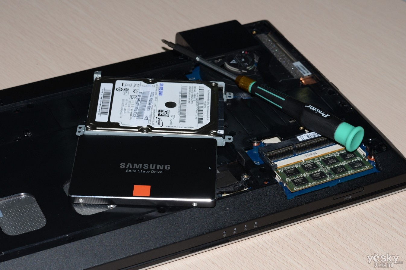 西数硬盘单碟 西数硬盘解密：容量自由选，速度稳定快，数据安全有保障  第5张