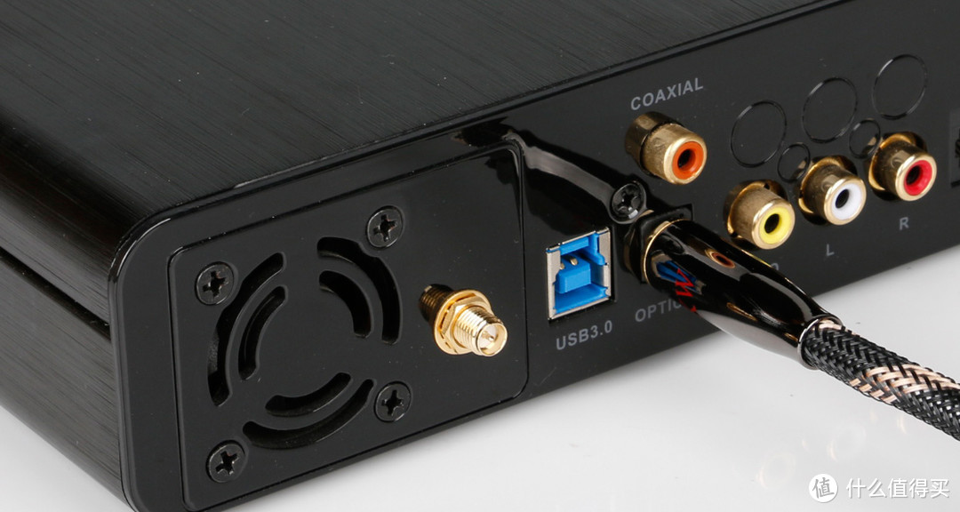 光纤连接电脑音箱：提供更清晰、稳定的音频体验  第9张