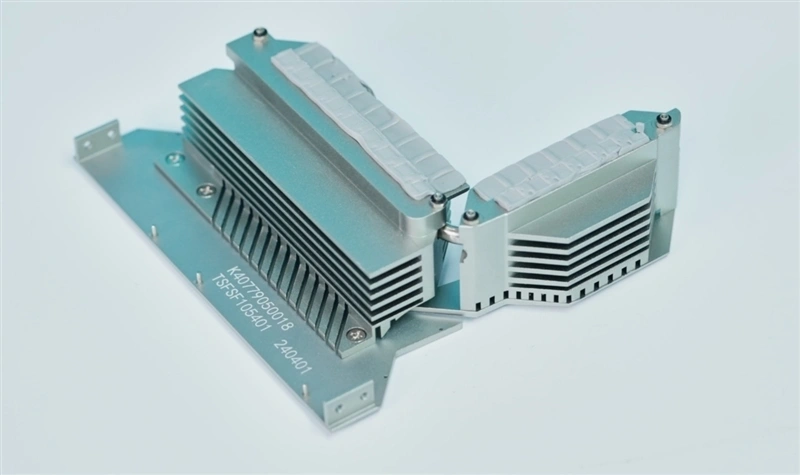 枭鲸 DDR4 绿色 PCB 内存条：高性能与环保美观的完美结合