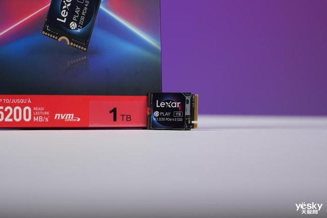 SSD固态硬盘：性能独具匠心，领跑科技潮流  第1张