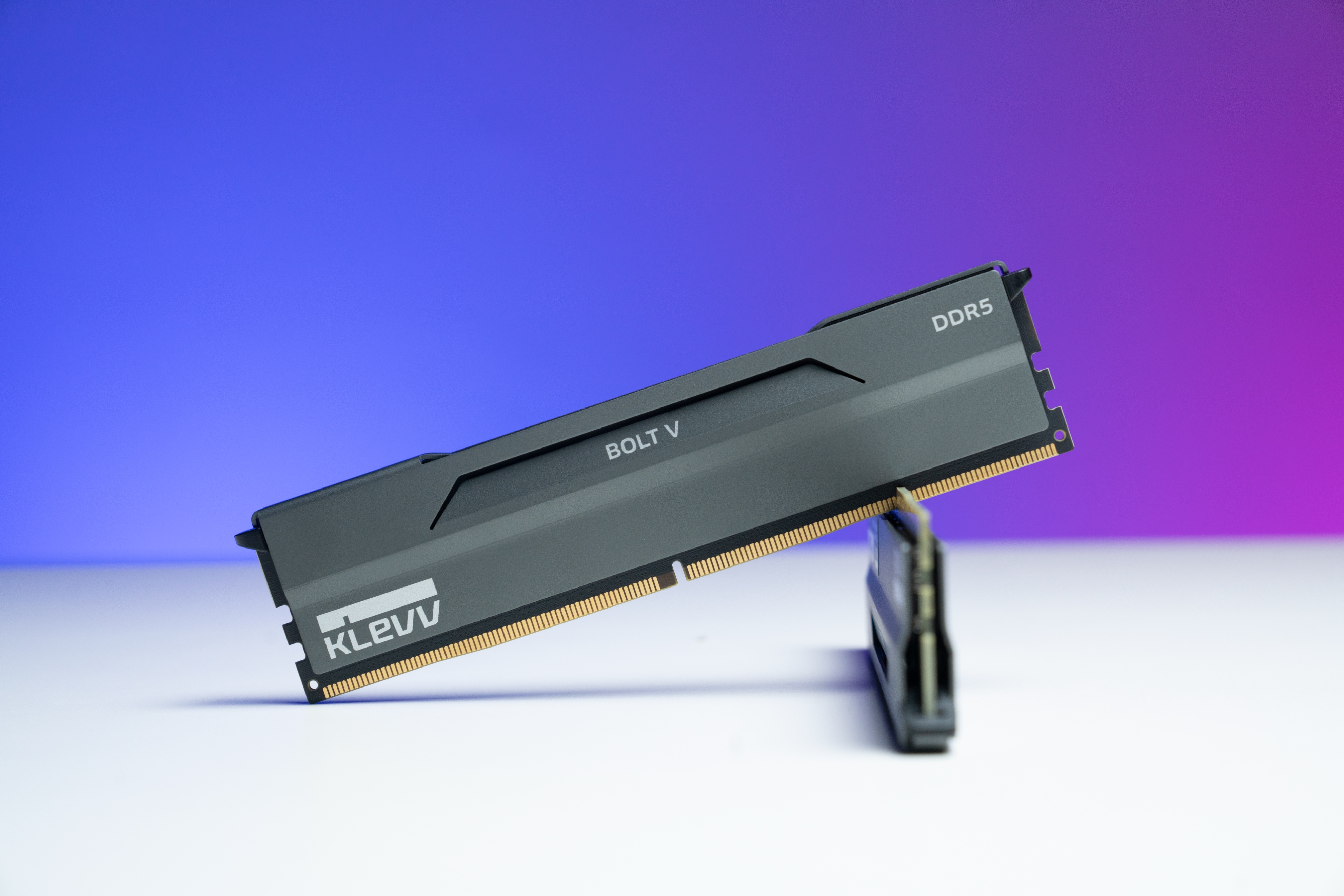 电脑爱好者的DDR4 3000超频实践：智慧与风险的对决  第3张