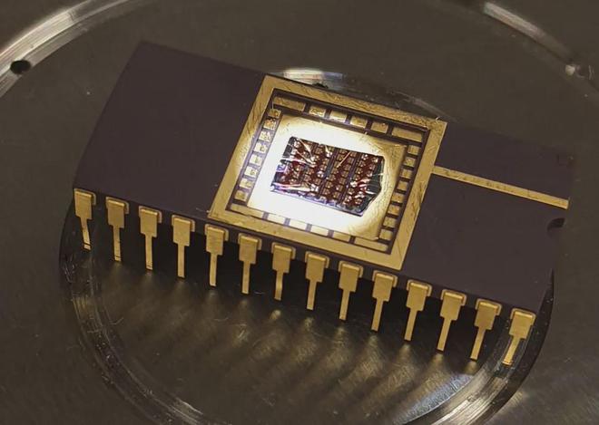 了解DDR3内存：速度与功耗双优，成就高效能计算机系统  第1张