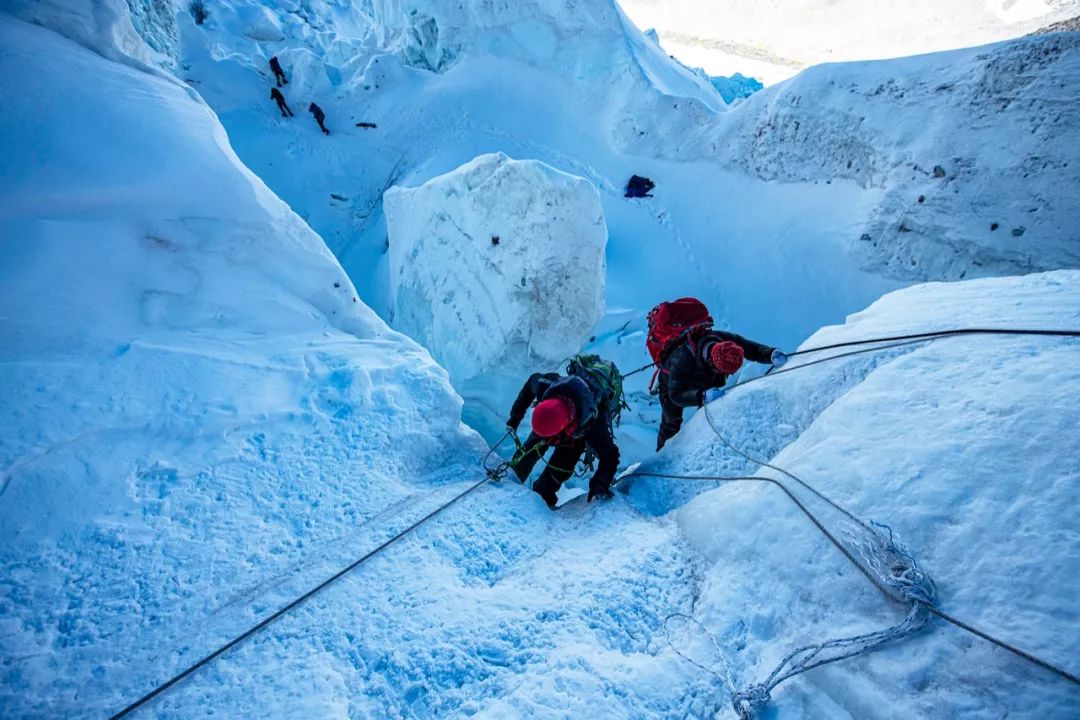 5G网络助力珠峰探险：探索科技与自然的交汇  第3张