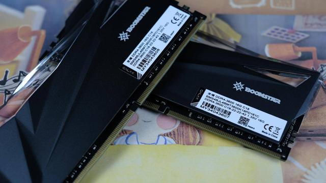DDR4 8GB 内存条：提升计算机性能的理想选择  第3张