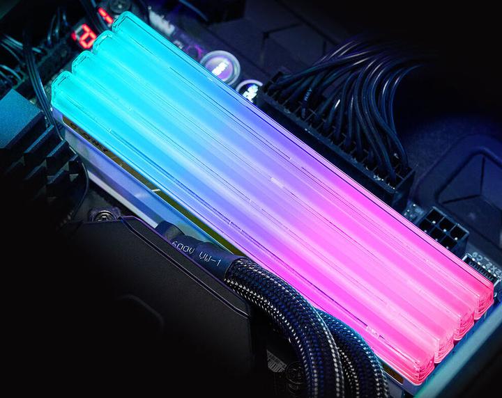 DDR3 内存是否已步入淘汰期？DDR4 是性价比之选还是过渡产品？