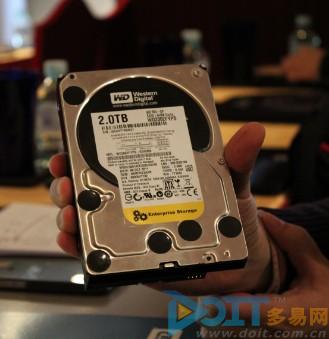 固态硬盘VS机械硬盘：速度对决，容量较量，耐久度谁更胜一筹？  第4张