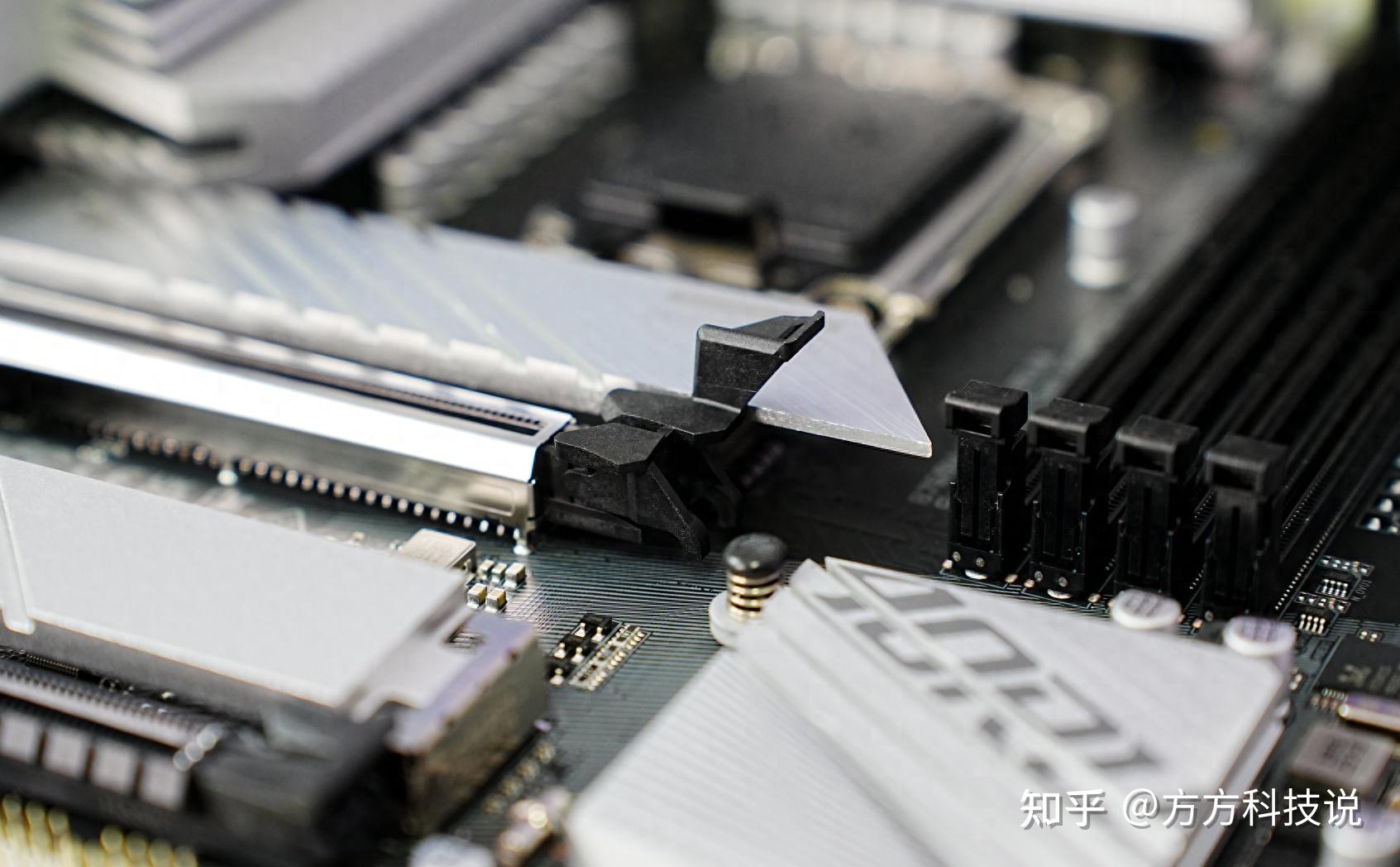 硬件工程师揭秘：DDR4内存的八大利器，性能飙升不止  第4张