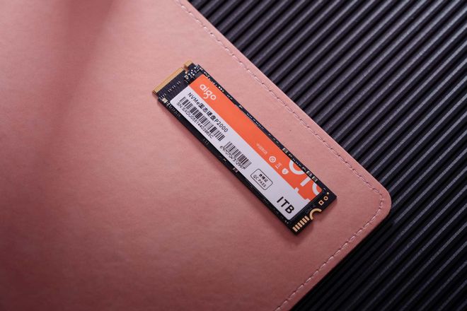 SSD硬盘：速度稳定双赢，轻薄便携助力工作  第5张