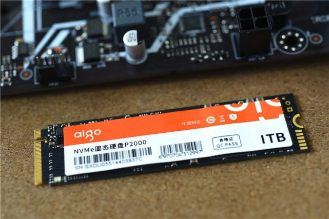 SSD固态硬盘容量大揭秘：120GB到4TB，你需要多少才够用？  第1张