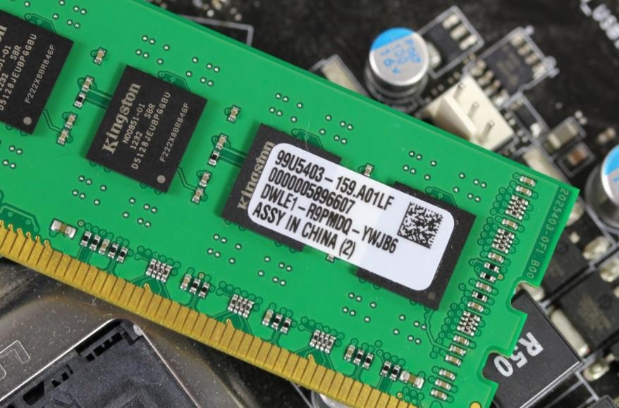 电脑内存技术：SDRAM、DDR2 和 DDR3 的差异与选择  第2张