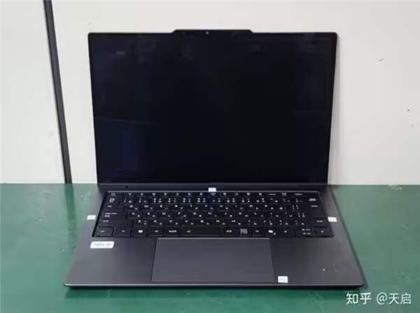 联想ThinkPad X9系列颠覆传统，小红点消失，全新设计引领未来潮流  第2张