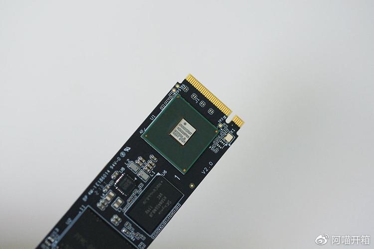 博帝P400 V4 PCIe 4.0 SSD：速度狂飙6200 MB/s，你的电脑还跟得上吗？  第7张