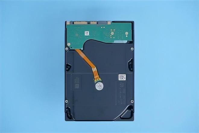 SSD vs HDD：速度对决，谁主沉浮？  第8张