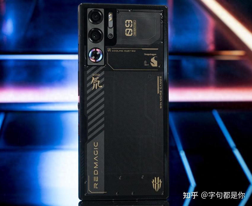 5G红魔游戏手机揭秘：速度对比智能手机，设计独特硬核性能惊艳  第3张