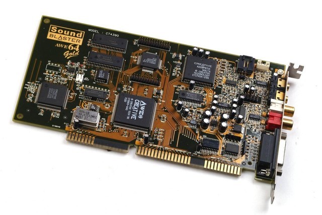 GT240显卡的DVI和VGA接口：性能、功能及其在现代显示技术中的关联  第3张