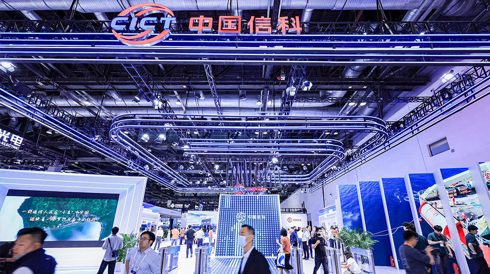 深圳5G网络机柜设备：推动智慧城市发展的关键支柱  第1张