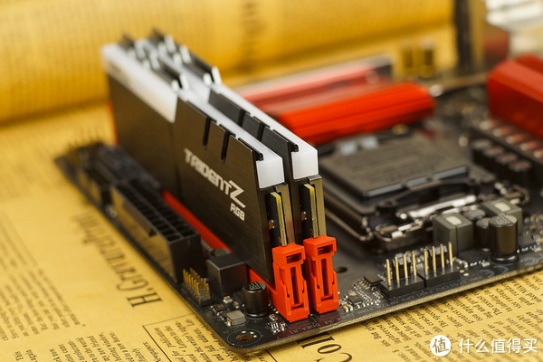 DDR4 vs DDR3：速度飞跃、功耗低、容量大  第5张