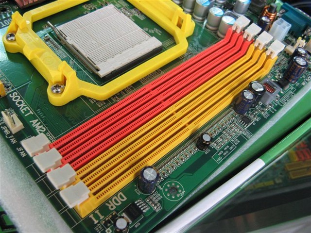 h61 ddr3 H61 DDR3主板：实用稳定又亲民，解密神秘性能  第3张