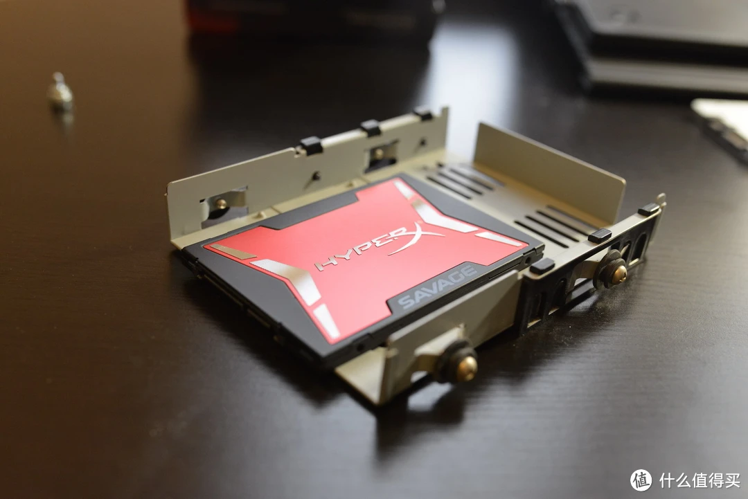 固态硬盘机械硬盘一起 SSD VS HDD：速度对比，稳定性对决  第1张