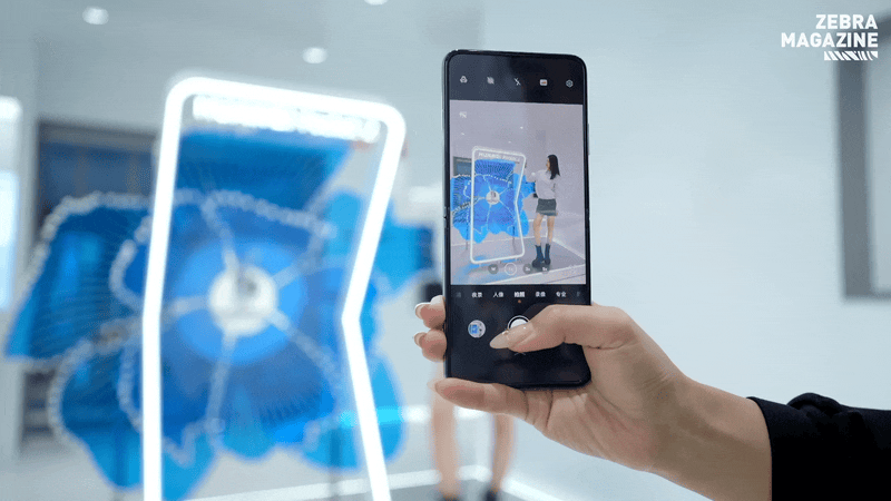 5G时代手机革新：折叠屏携手AI智能，震撼8K显示与轻薄设计  第3张