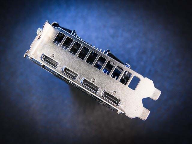 NVIDIA GT240显卡：中低端市场新宠，HDMI vs DVI接口对比揭秘  第4张