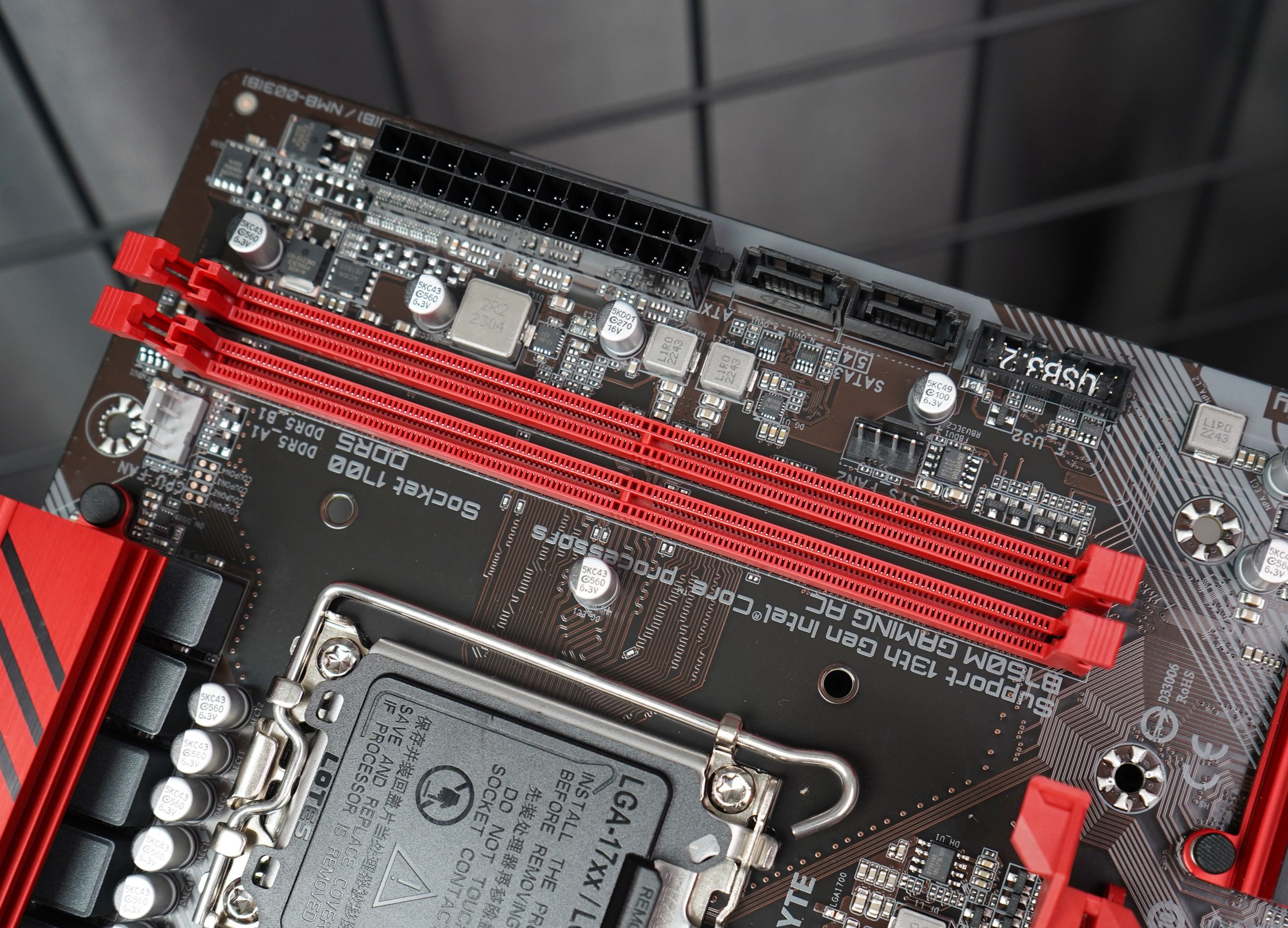 揭秘技嘉DDR2主板：高频率高带宽，稳定可靠性能全揭秘  第1张