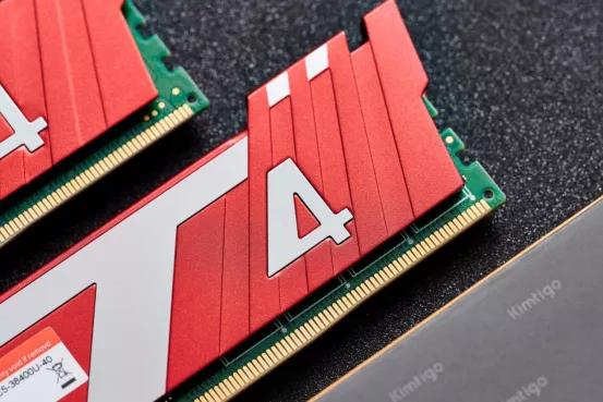 金泰克 DDR5 内存条：速度、稳定性与散热性的卓越表现，外观设计炫酷实用  第1张