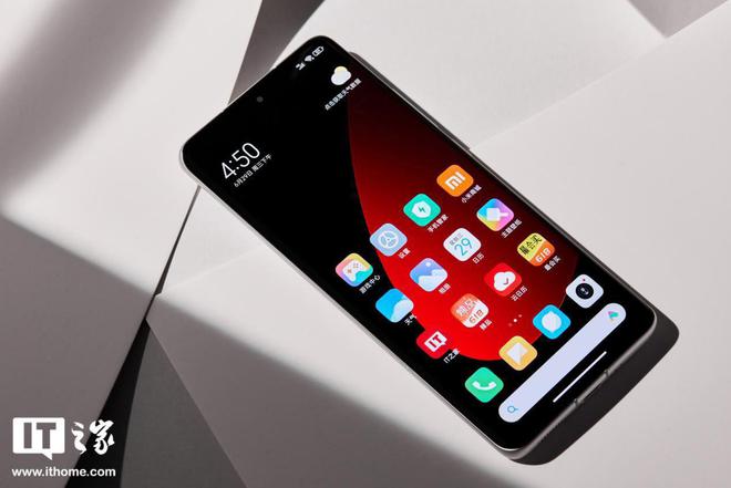 小米 5G 手机：外观惊艳如艺术品，AMOLED 屏幕革新，性能强劲，引领时尚潮流  第8张