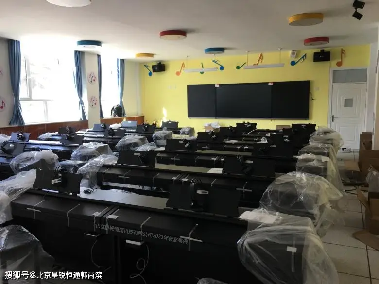 认识到教室音箱连接的重要性，确保每位同学的学习体验  第4张